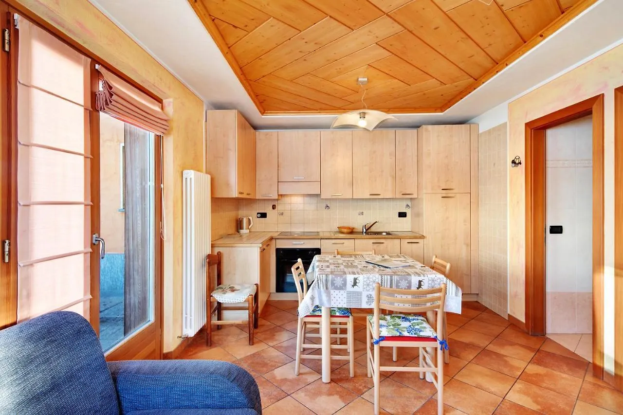 Appartamento Red Casa Maurizio Livigno 0*,  Italia